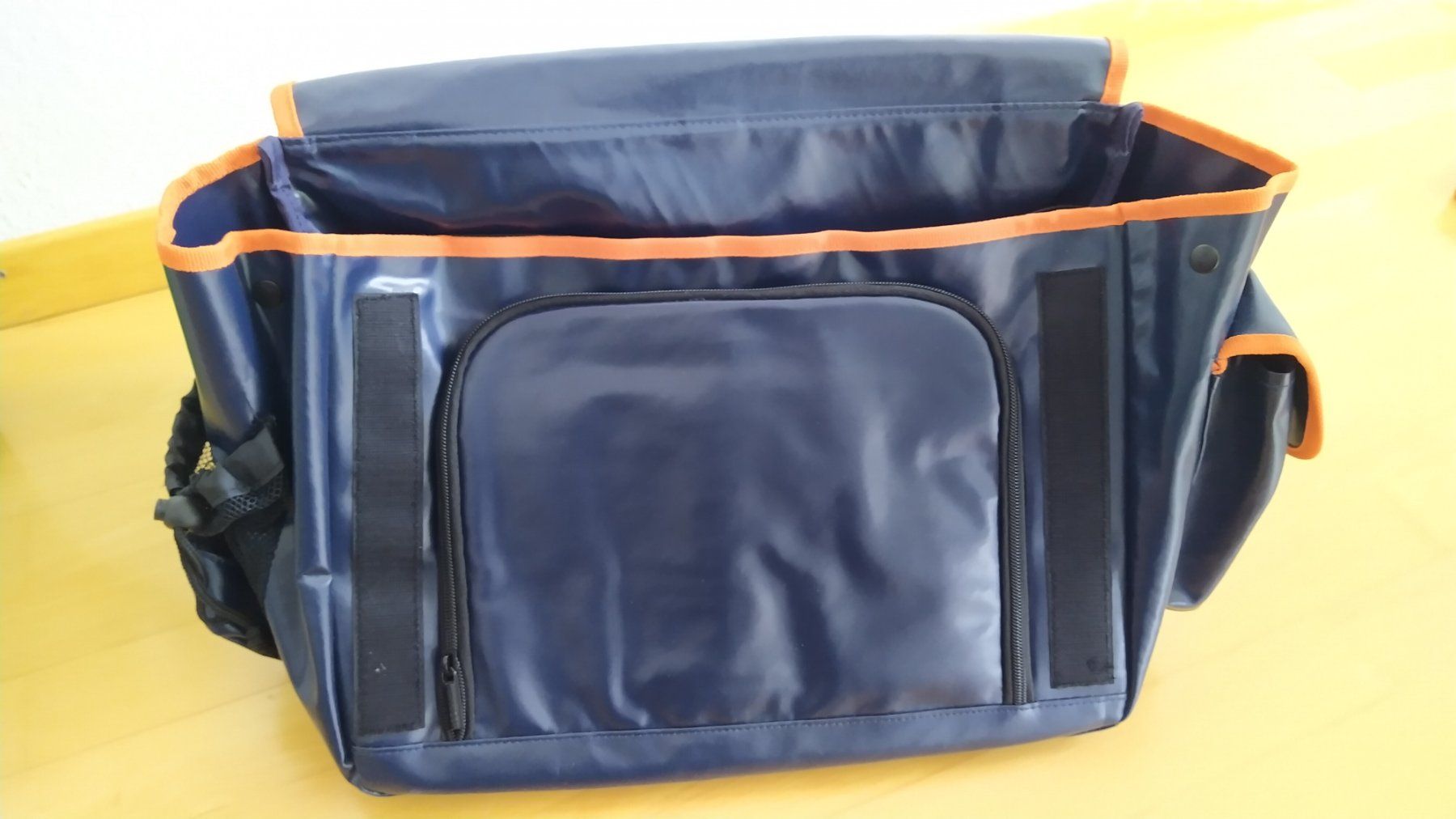 Navyboot Borse & Zaini: Wickeltasche Navyboot – Usato da St. Gallen venduto da Patrizia0711 5