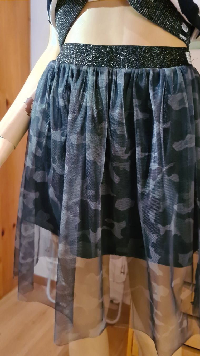 Lotti di vestiti: Cooles  Outfit gr.S oder 11/12 wow!!! – Usato da Ferden venduto da jemyce 2
