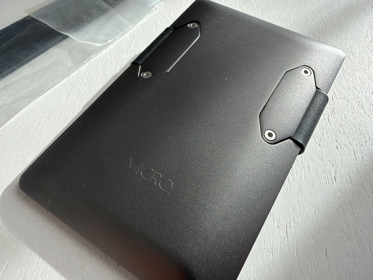 Portafogli: Aluminium Minimalistic Wallet / Card Holder – Usato da Zürich venduto da jankais3r
