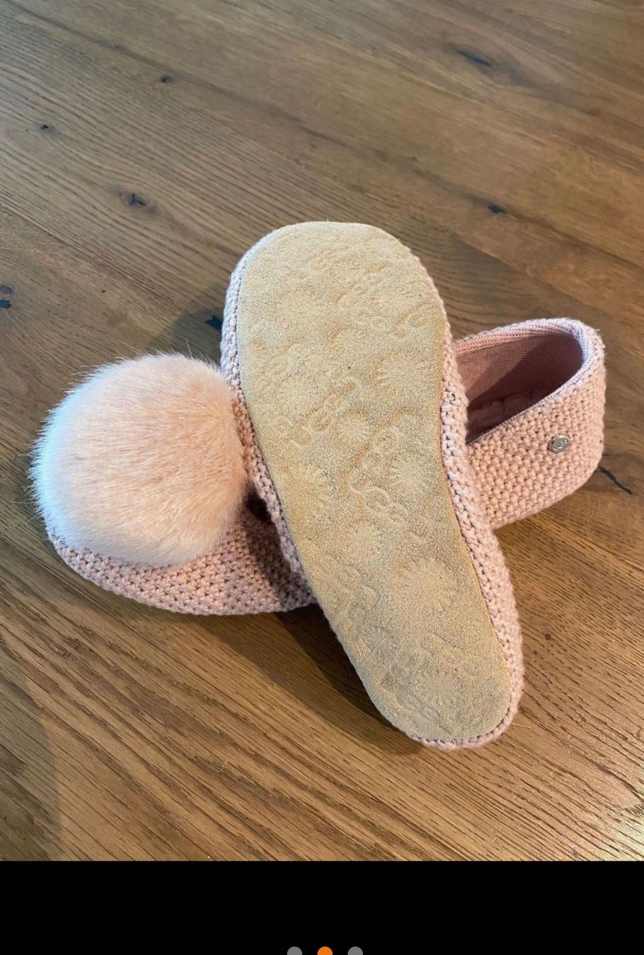 Ugg Damenschuhe: UGG Hausfinken – Gebraucht aus Adligenswil von Porzel 1