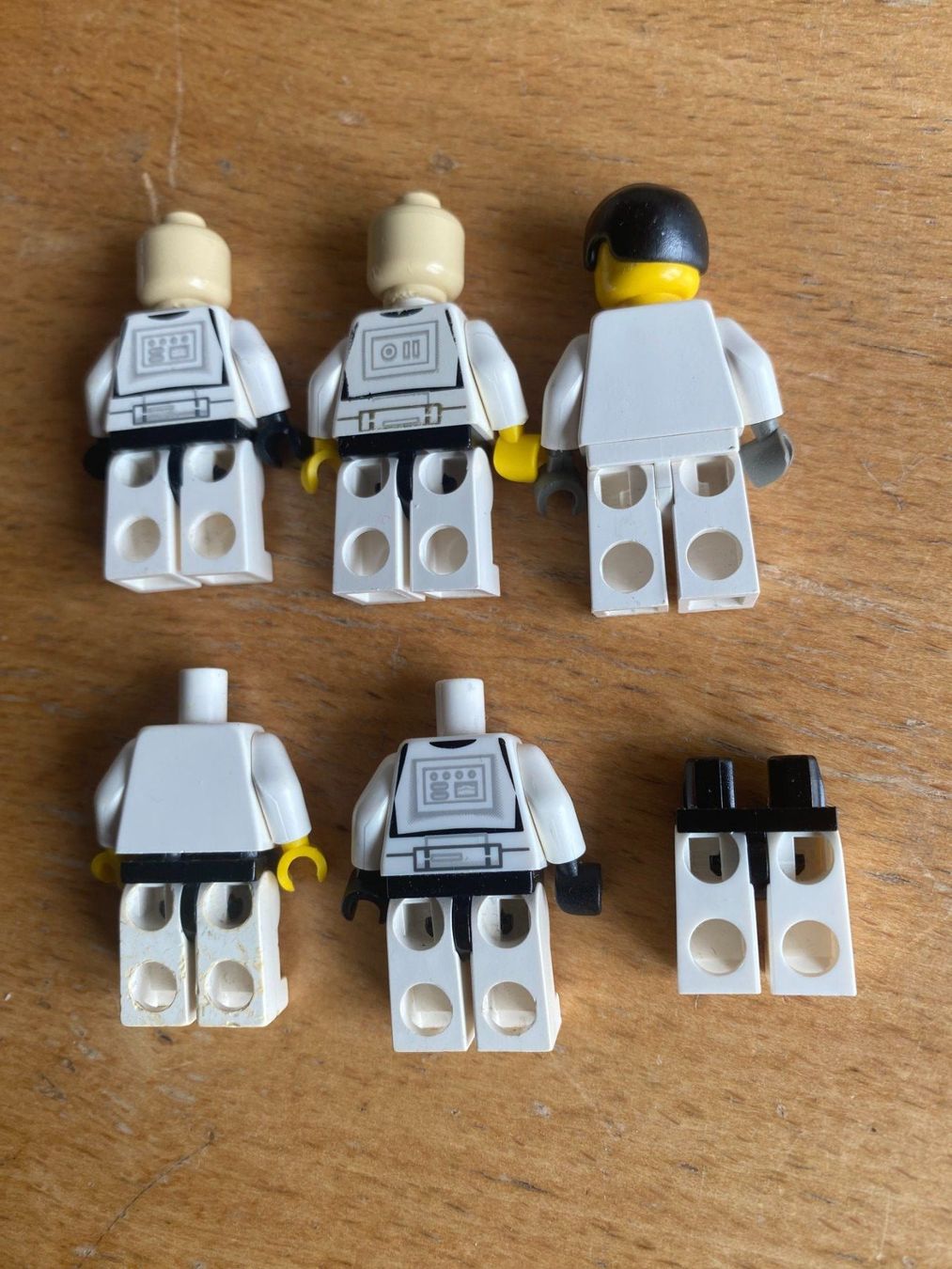 Star Wars Giocattoli: Diverse LEGO Star Wars Figuren und Teile – Usato da Niederuzwil venduto da Flohbruno 1