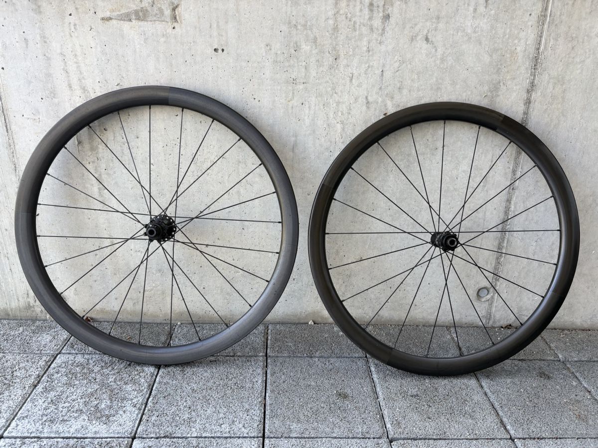 Pezzi di ricambio: Carbonräder / roues carbone Vision SC40 – Usato da St. Ursen venduto da lem_rs7z