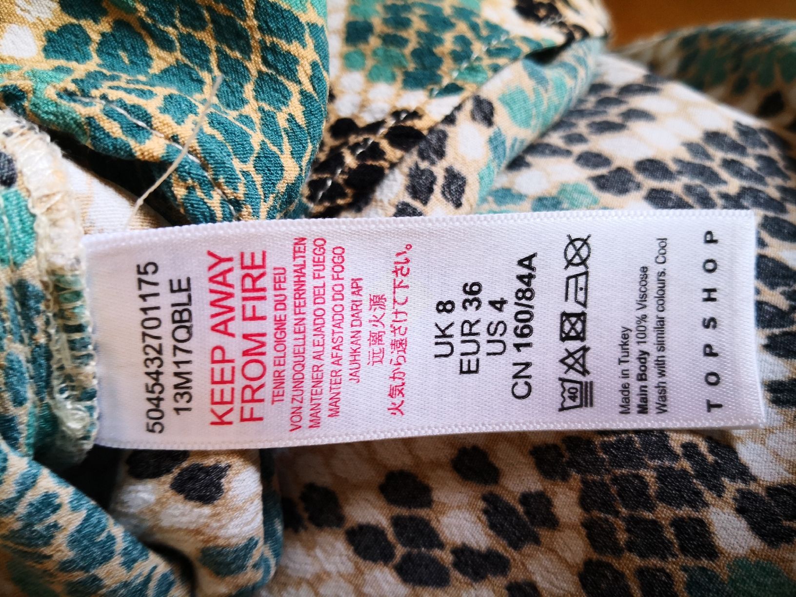 Topshop Blusen: Bluse mit Pythonprint von Topshop, Gr. 36 – Gebraucht aus Wädenswil von coconut1289 3