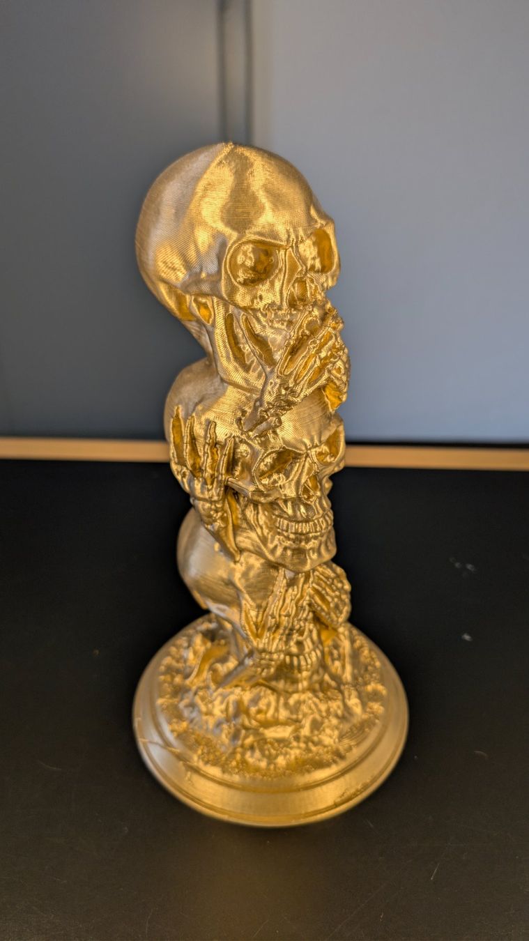 Tutte le decorazioni: Three Wise Skulls 3D – Tre Teschi Saggi Oro Decor – Usato da Roveredo GR venduto da 3D_ZAGA 2