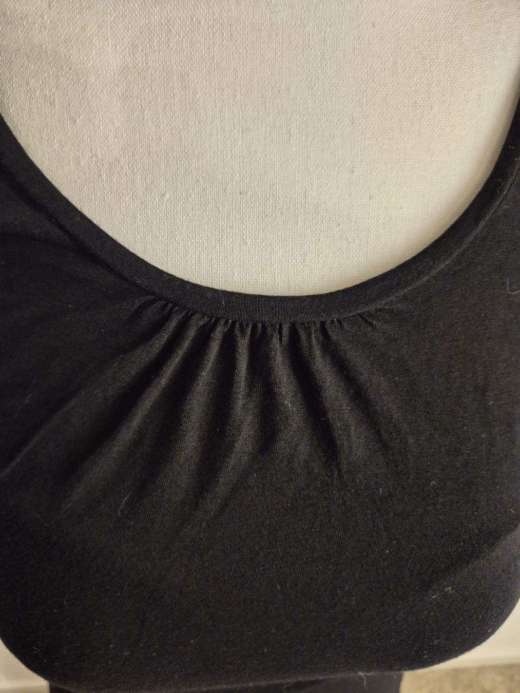 T-shirt: Schlichtes, schwarzes T-Shirt, Basic, Gr. S – Nuovo (secondo la descrizione) da La Neuveville venduto da Vestiaire_2011 1