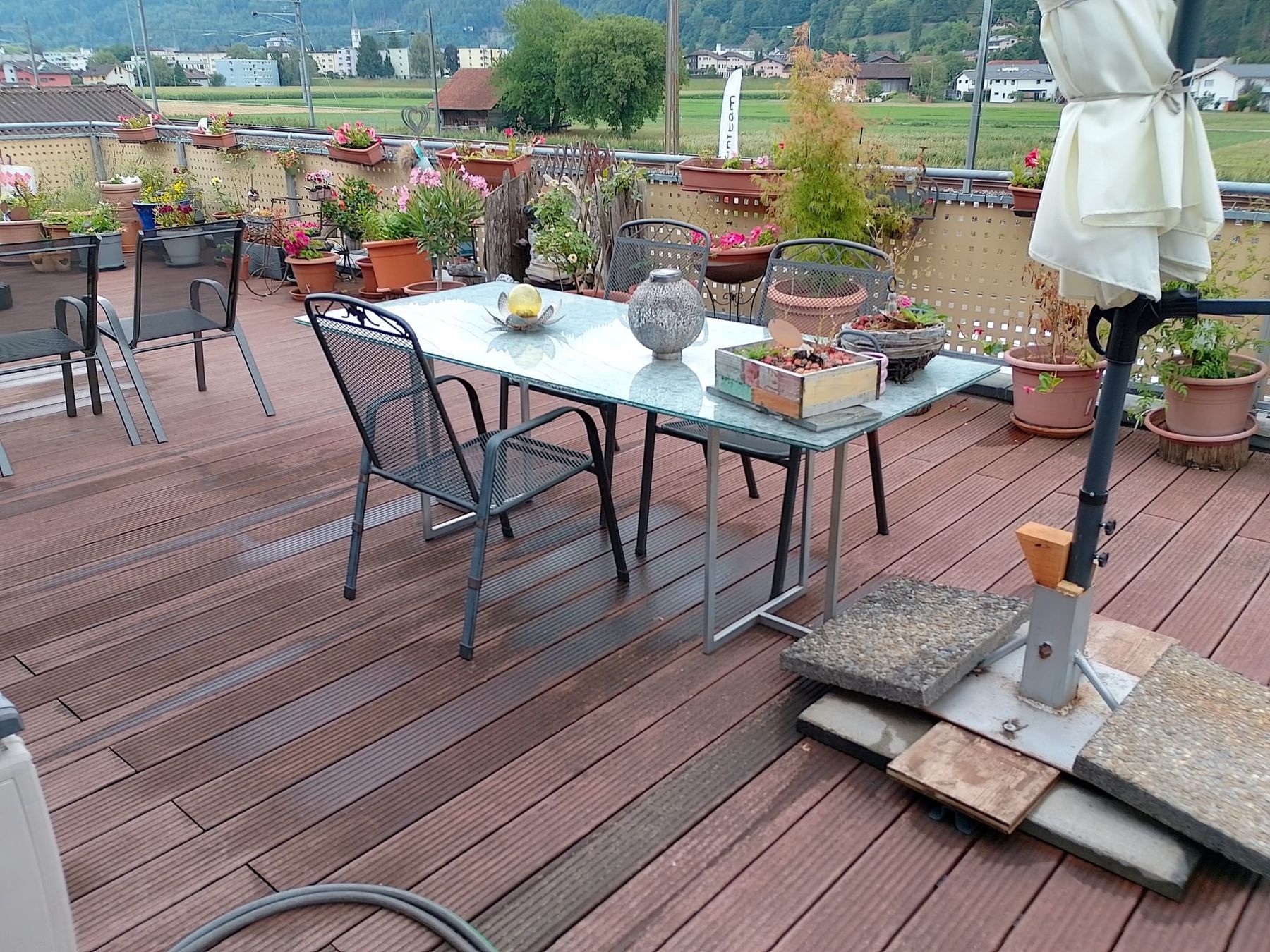 Tavoli: Gartentisch mit Stühlen  – Usato da Bad Ragaz venduto da Dunja91