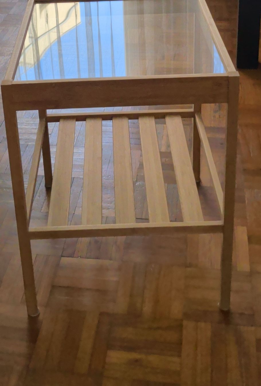 Comodini: Beistelltisch Holz mit Glasplatte – Usato da Zürich venduto da gaf13 1