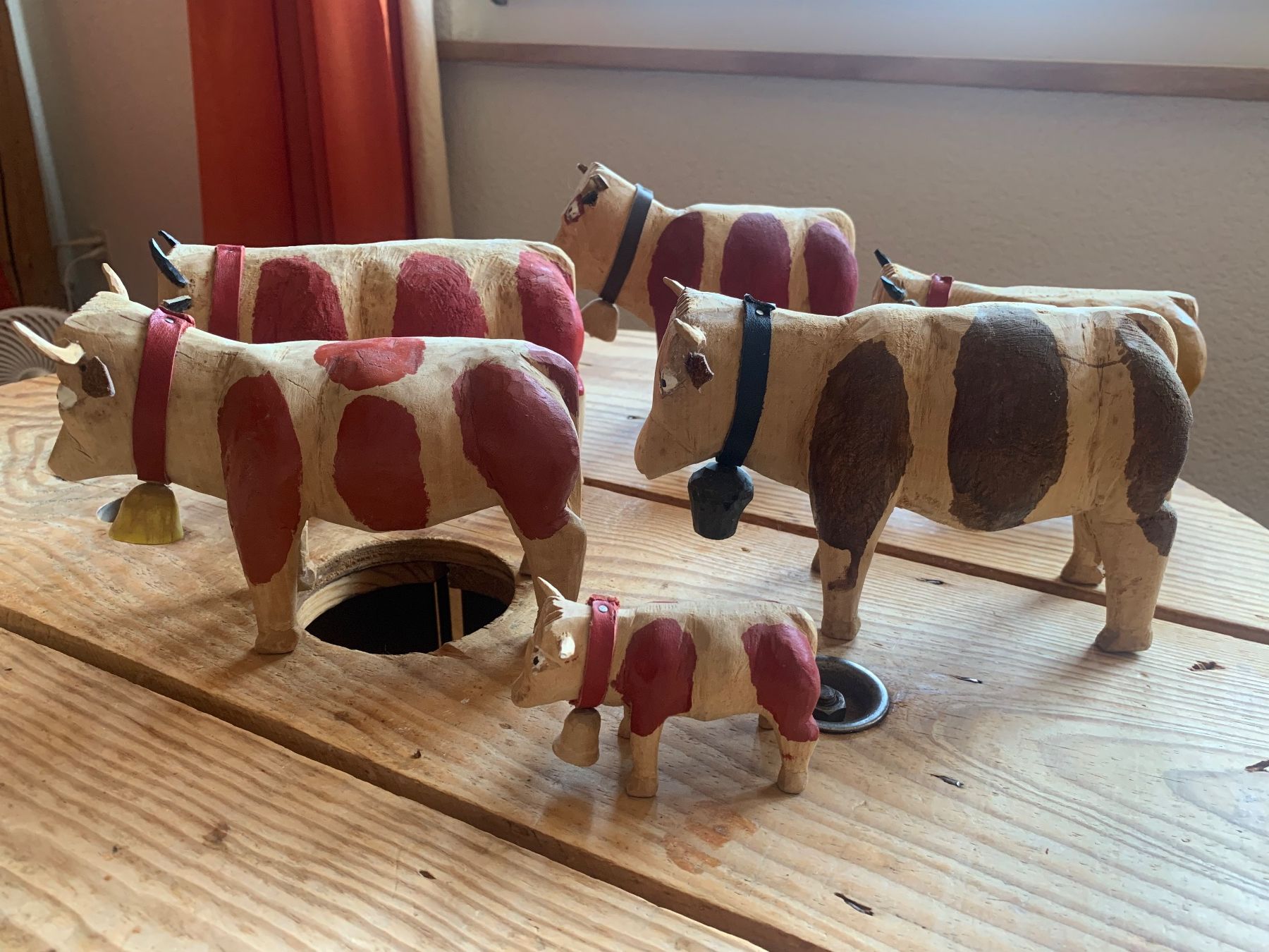 Jouets: Alte Holzkühe – D'occasion à Bibern SO par wecafra 7