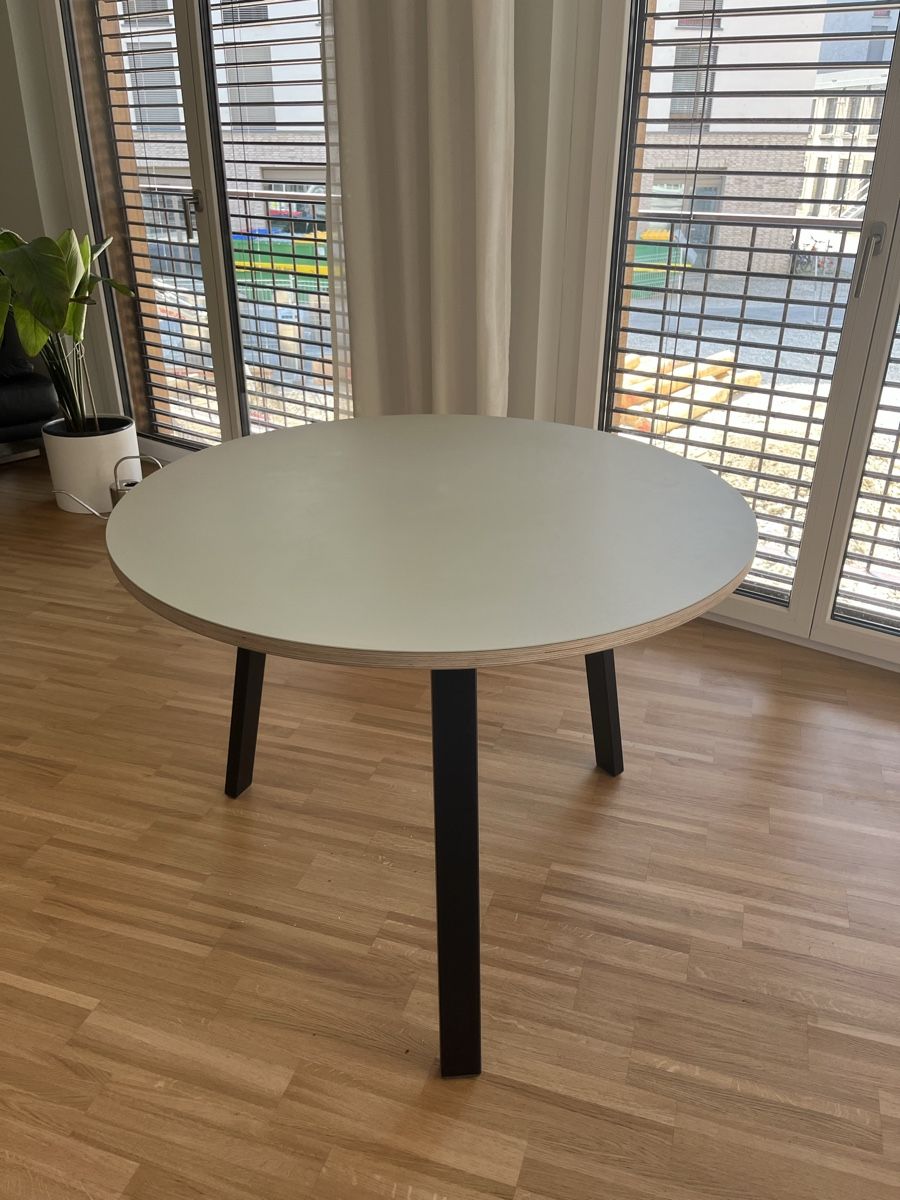 Tavoli: FAUST Linoleum Tisch rund – 100cm Durchmesser – Usato da Aarau venduto da Riegel