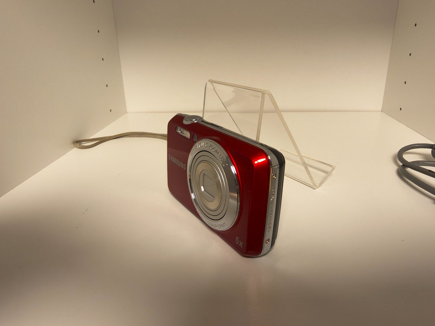 Samsung Fotocamera: Digitalkamera - Samsung ES80 mit Zubehör – Usato da Schaffhausen venduto da thugNme 2