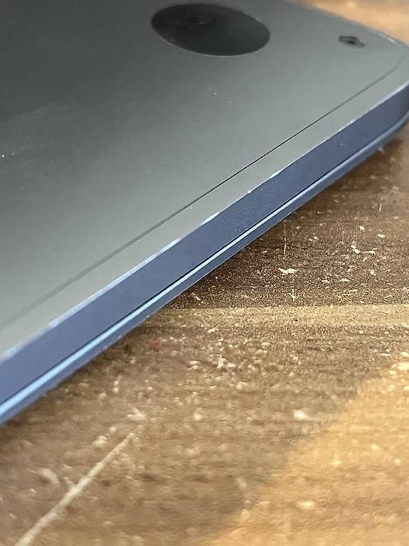 Apple Notebook: Macbook Pro 2019 13 Zoll 256gb – Usato da Strengelbach venduto da smtfp70 1