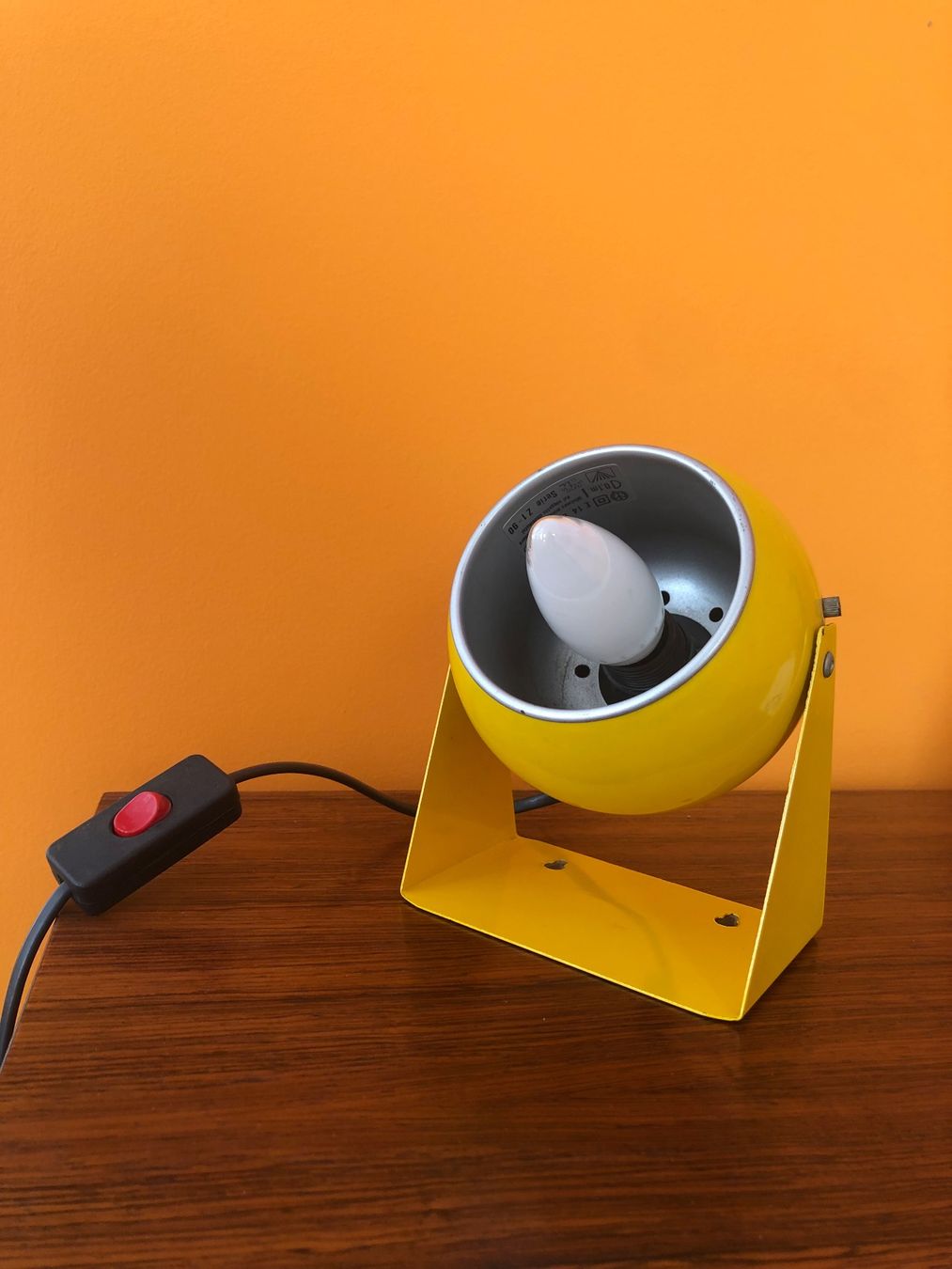 Lampade: Eyeball gelbe Lampe – Usato da Zürich venduto da mad_87ht