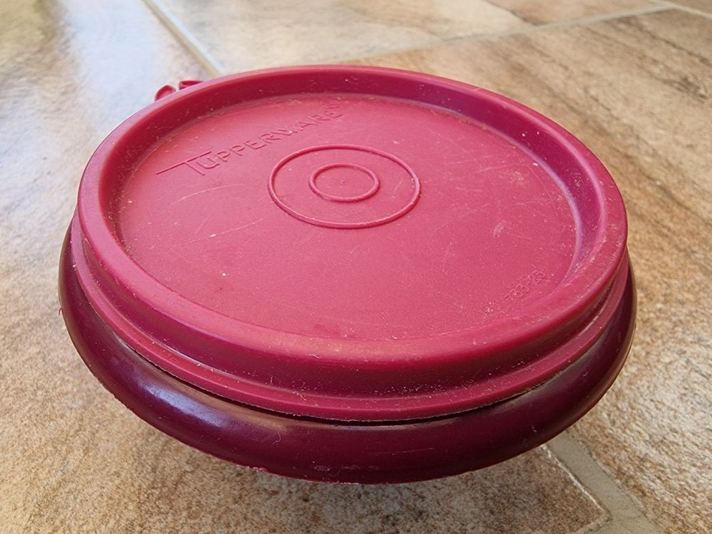 Tupperware Mini Candy (Gebraucht) in Lotzwil für CHF 2 – mit Lieferung ...