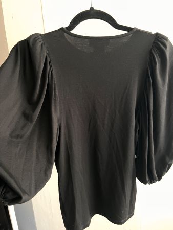 RESIDUS black puff sleeve tee shirt .