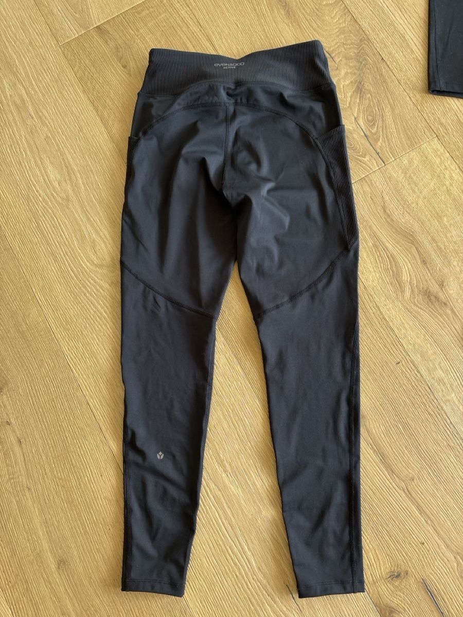 Lotti di vestiti: Sportleggings Damen Grösse M/L – Nuovo (secondo la descrizione) da Gunten venduto da tibisti 2