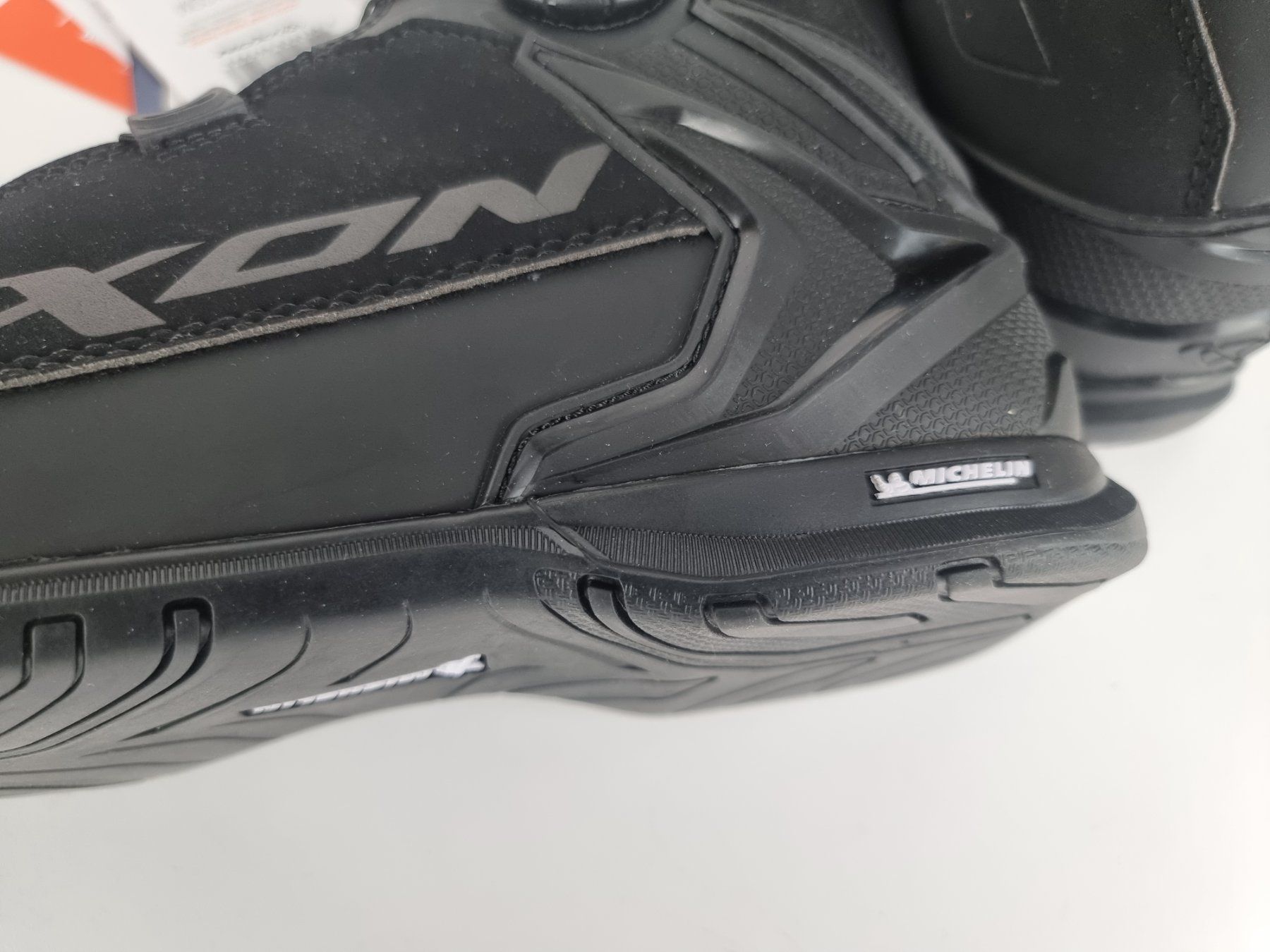 Scarpe da uomo: ixon Motorrad-Schuhe in Grösse 41 – Usato da Urtenen-Schönbühl venduto da Restwert_Schoenbuehl 5