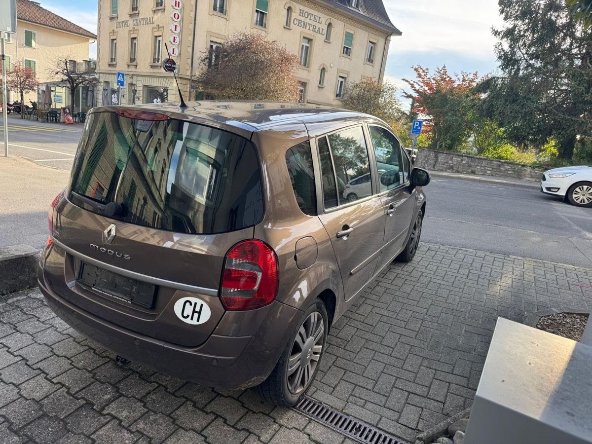 Renault Automobili: Renault Modus 1.6 Automat – Usato da Lyss venduto da arditbenz 3