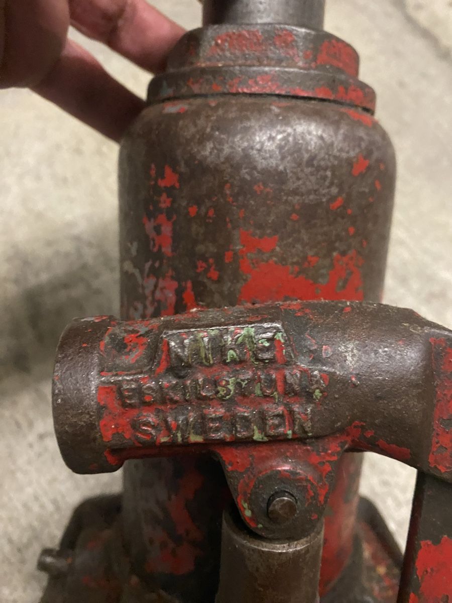 Tutti gli attrezzi: Robuster Wagenheber von NIKE Eskilstuna Sweden, Oldtimer! – Difettoso da Volketswil venduto da 3ve_n8pt 1