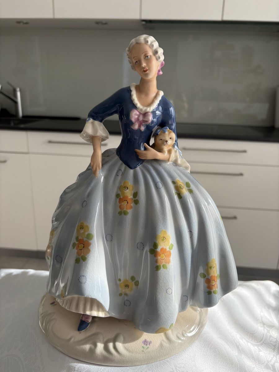 Royal Dux Figurines: Royal Dux Figur – D'occasion à Schönenberg ZH par Roxana8820