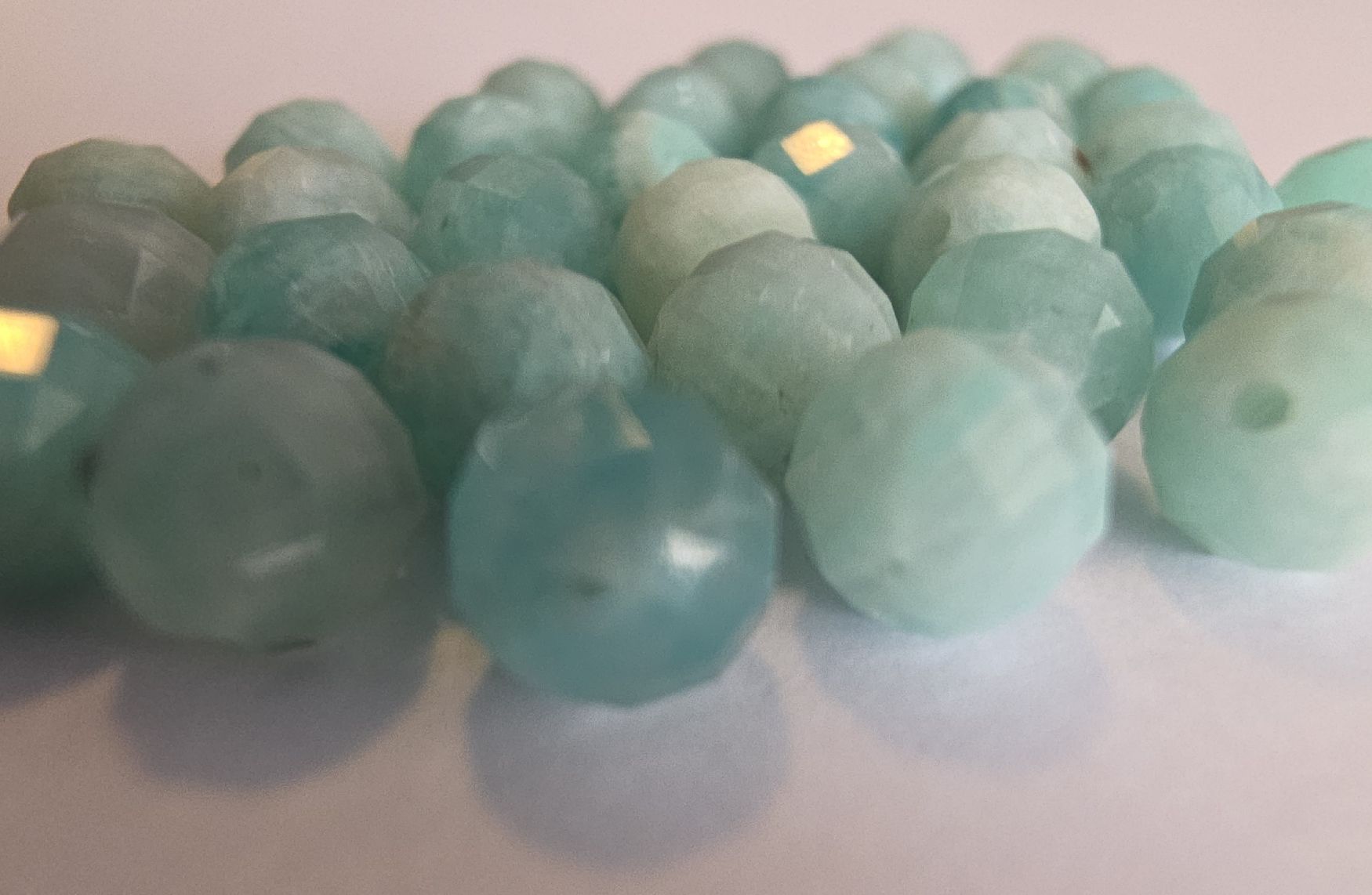 Minerali & Pietre curative: Amazonit facettiert ca. 6mm. Perlen 33 Stück lose – Nuovo e nell'imballaggio originale da Menziken venduto da Mirager 1