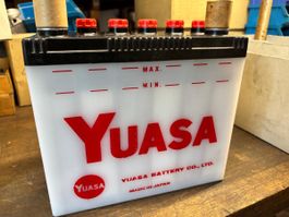 Yuasa Autobatterie