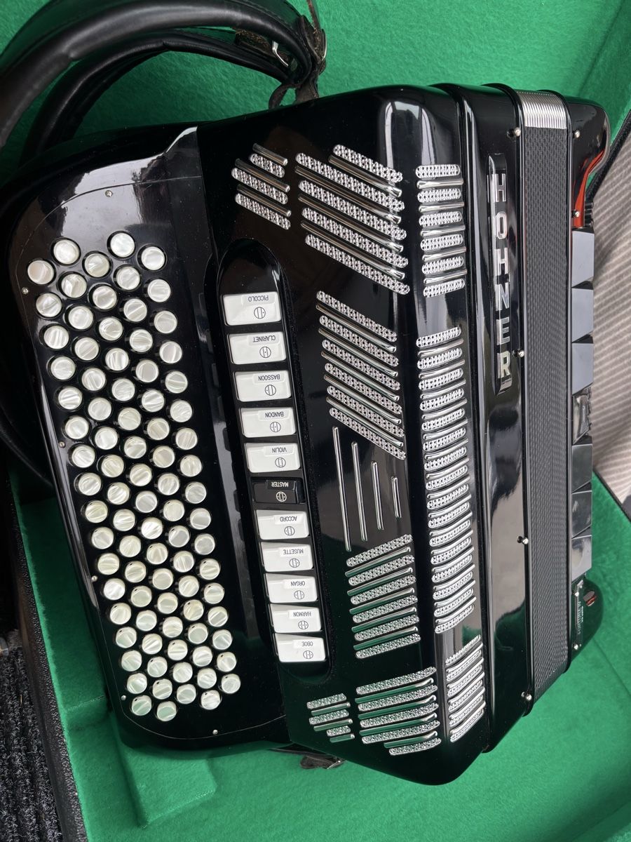 Hohner Musikinstrumente: Hohner Fortuna de luxe  – Gebraucht aus Horw von Oergeli0074 3