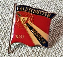 C586 - Pin Feld Schützen Mahren Schweiz