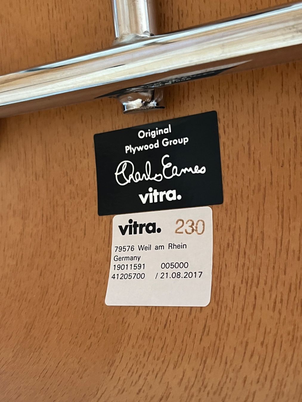 Vitra Sedie: 2x Vitra Eames DCM Stühle Holz-Metall – Usato da Zürich venduto da lea_p6wv 2