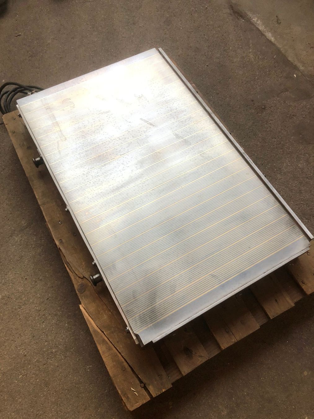 Tutti gli attrezzi: Magnetspannplatte Braillon 1000x600mm – Usato da Laufenburg venduto da Sirluger 3