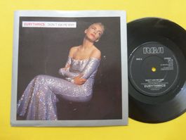 Eurythmics – Don't Ask Me Why