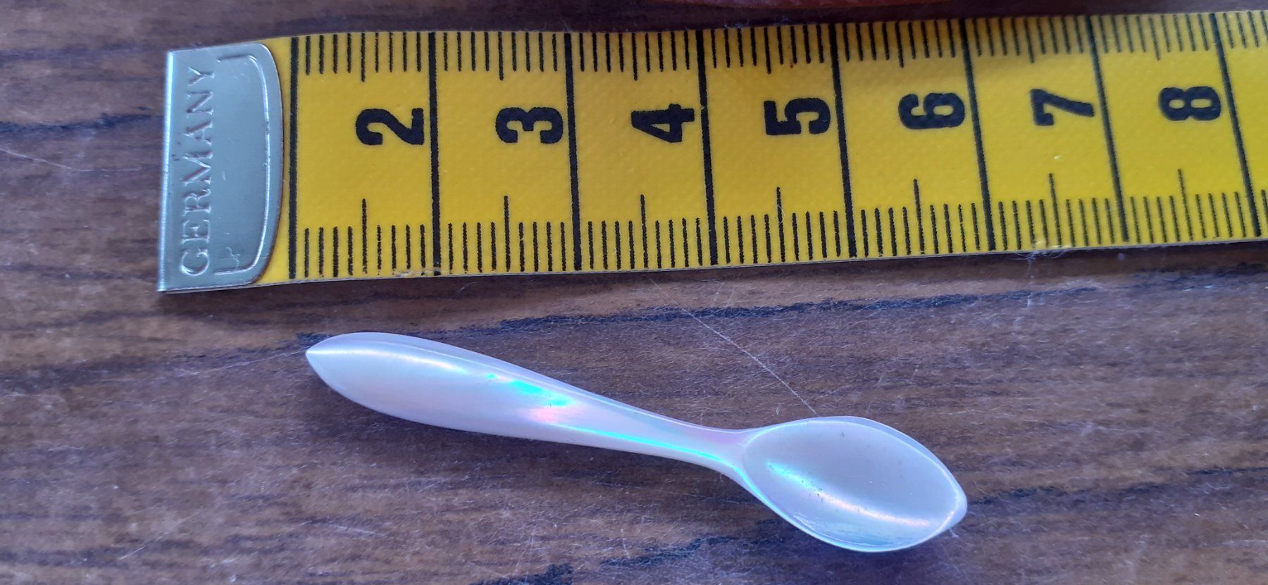 Cucchiai: Perlmuttlöffelchen, ca. 5cm – Usato da Mörschwil venduto da lindaswunderkiste