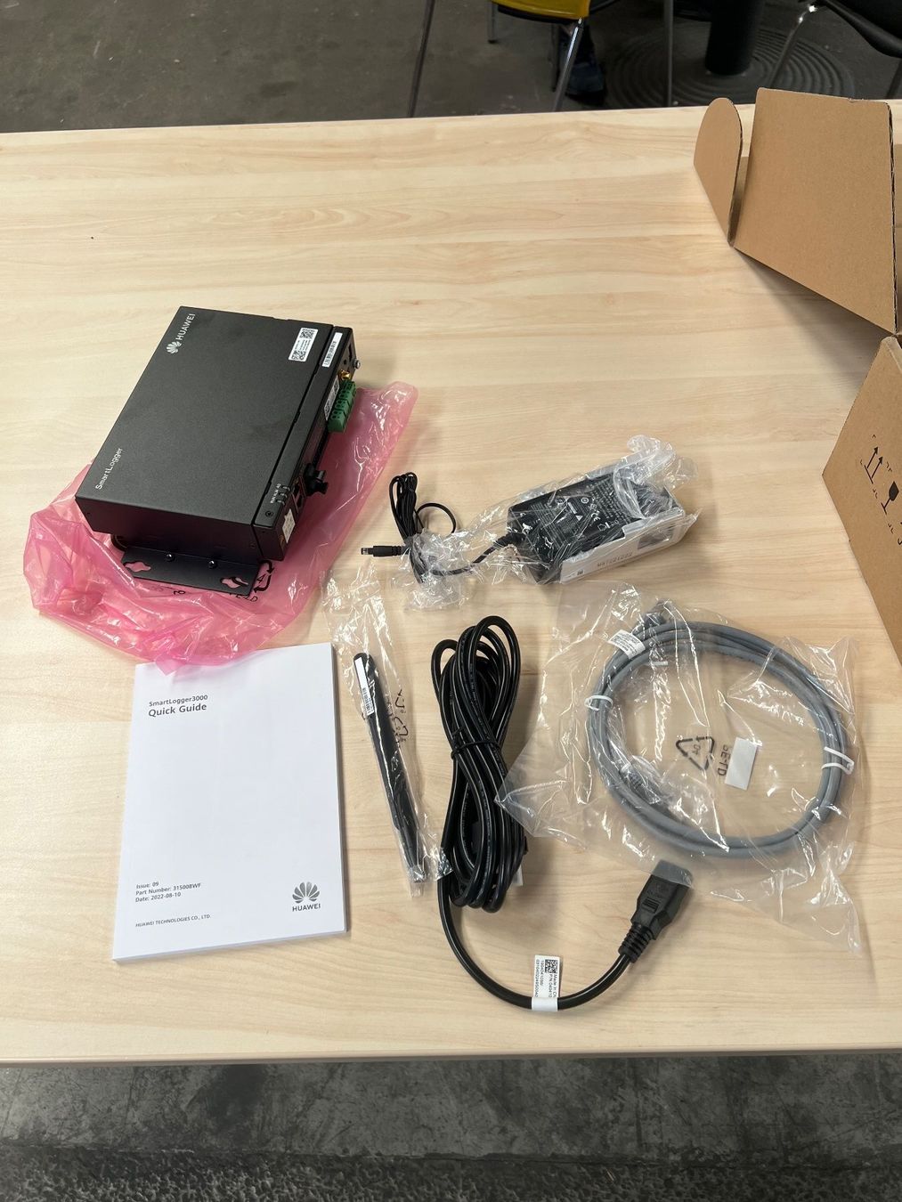 Modellini d'auto: Huawei SmartLogger 3000 – Usato da Wangen an der Aare venduto da TBYN 1