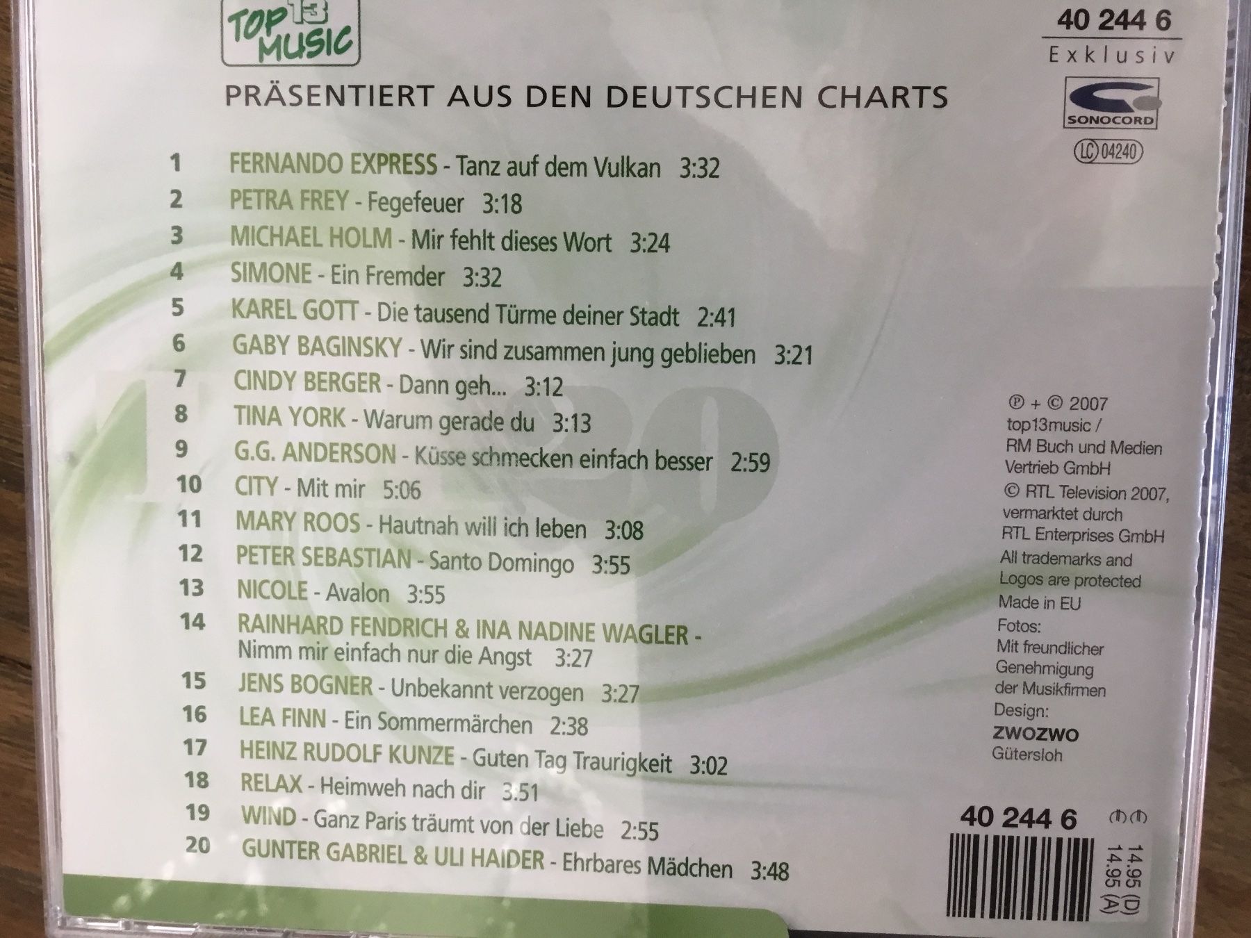 CD: Top 20 Hitparade CD 2-2007 - wie neu! – Usato da Thierachern venduto da sweden08 1