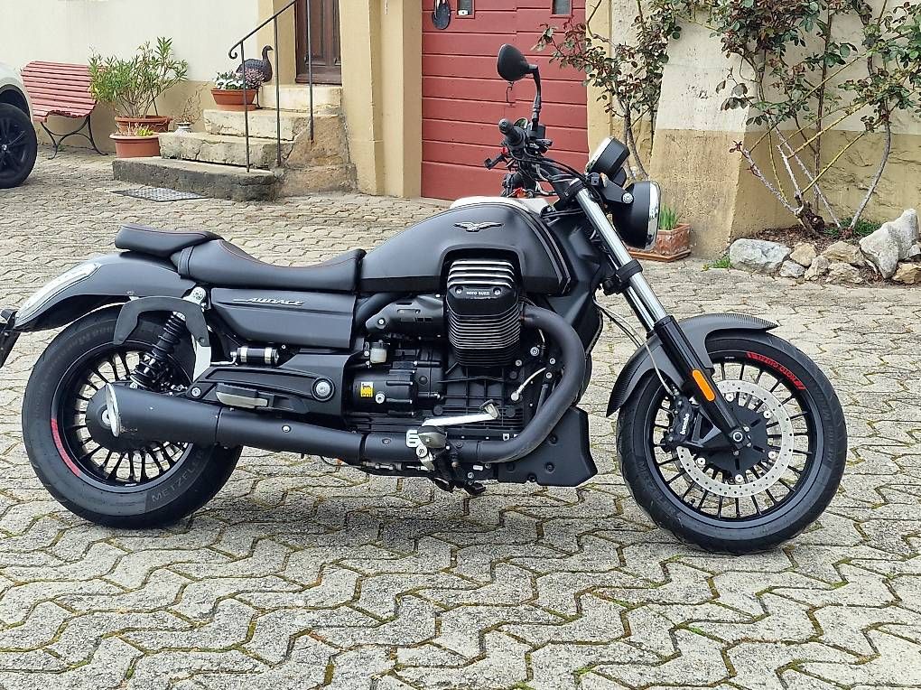 Moto Guzzi Strasse: Moto Guzzi Audace – Gebraucht aus Orny von Jcm