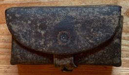 Ledertasche für Revolverputzzeug der CH Armee