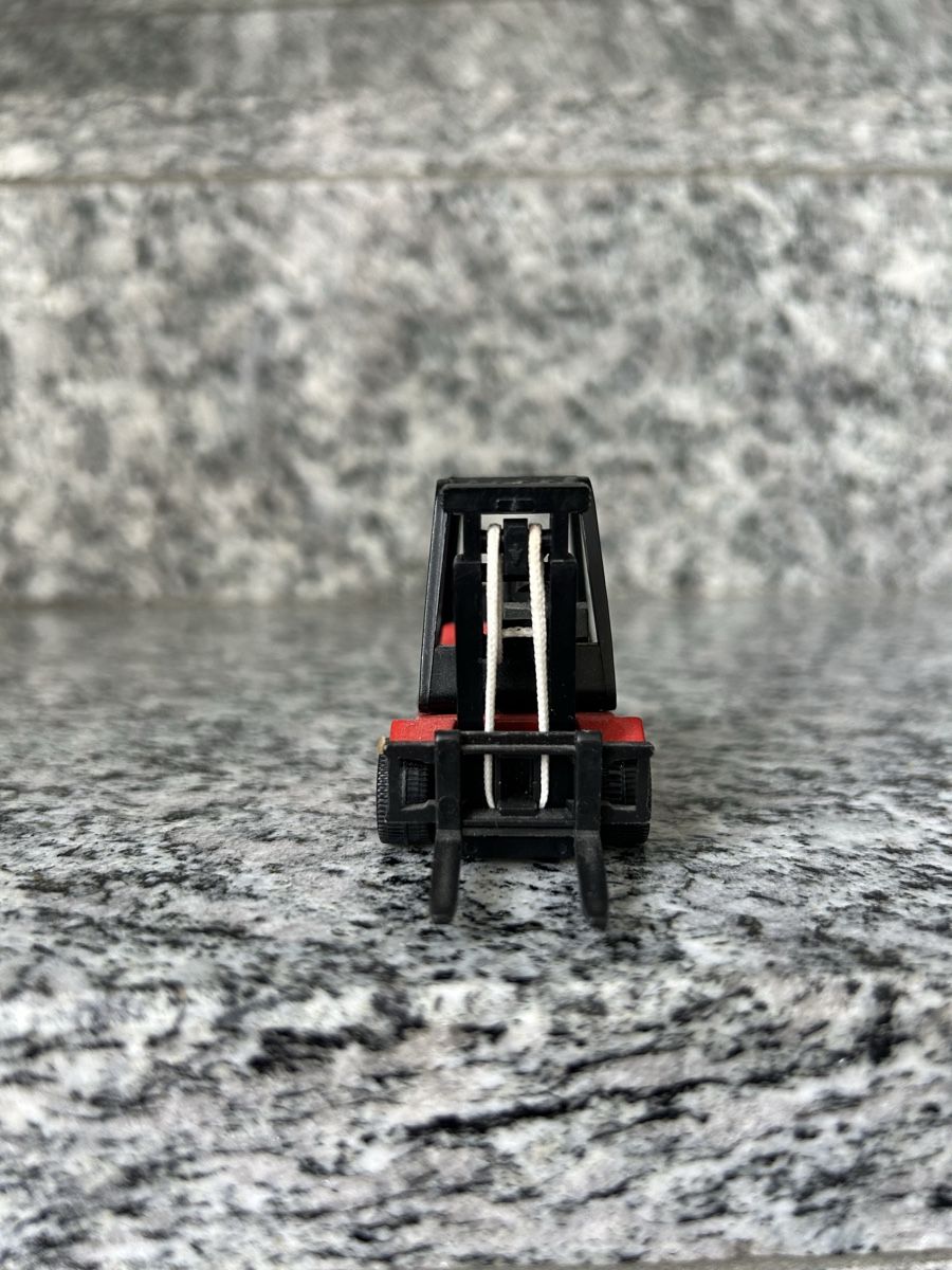 Siku Modellbausätze & Standmodelle: Linde Gabelstapler, Siku – Gebraucht aus Horw von Tigercat635 1