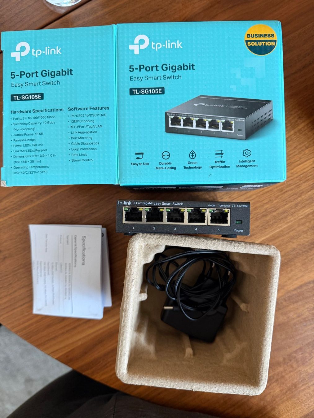 TP-Link Hub & Switch: TP Link 5-Port Gigabit Switch TL-SG105E – Usato da Horgen venduto da Auction-Kings 4
