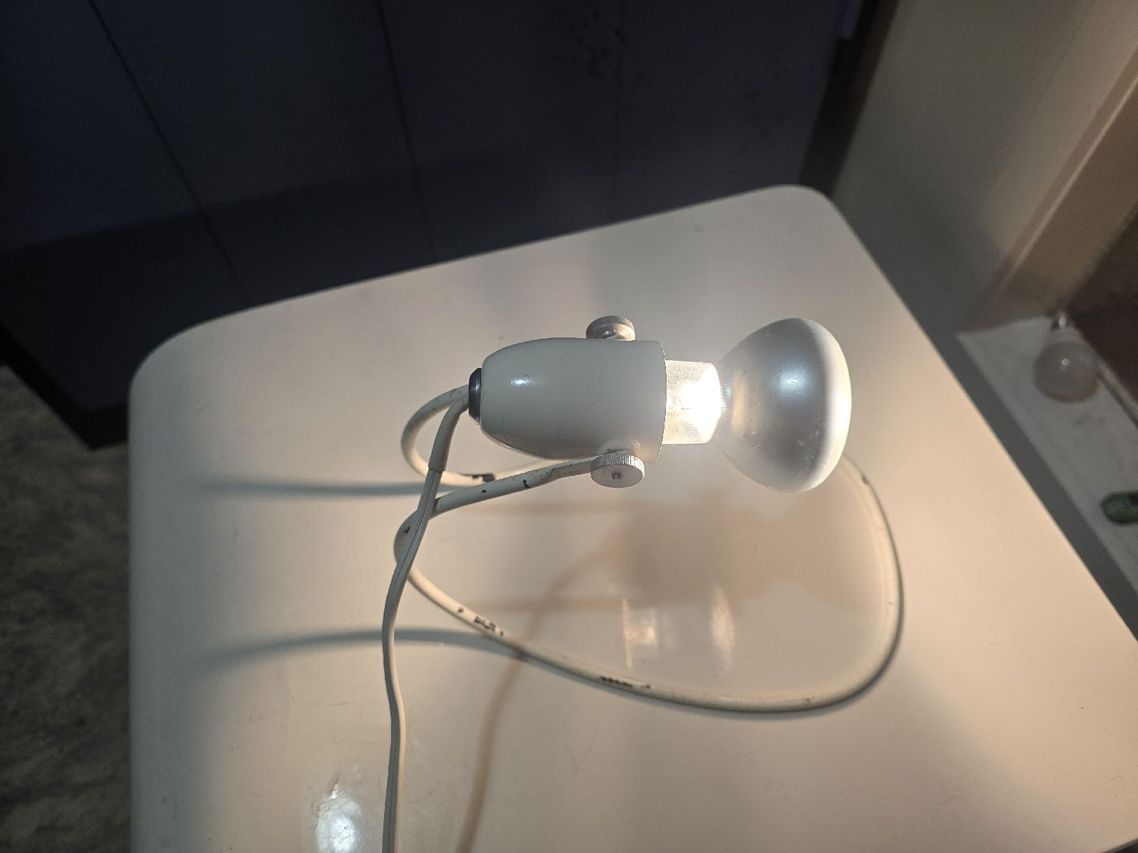 Lampade: minimalistischer kleiner spot – Usato da Biel/Bienne venduto da alexriveros2 2