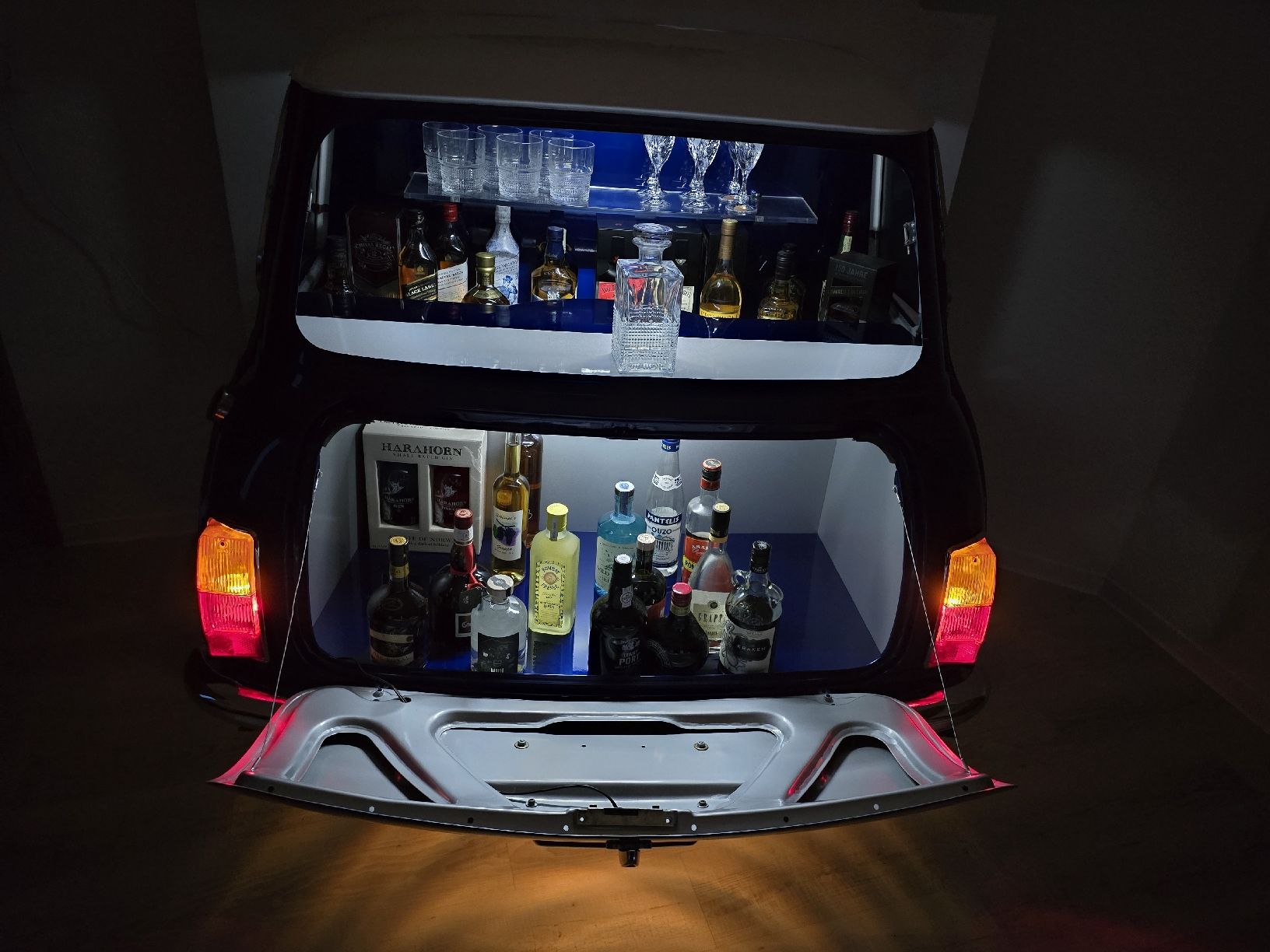 Automobili: Die einzig wahre Mini-Bar – Usato da Riehen venduto da helpathomebasel 7