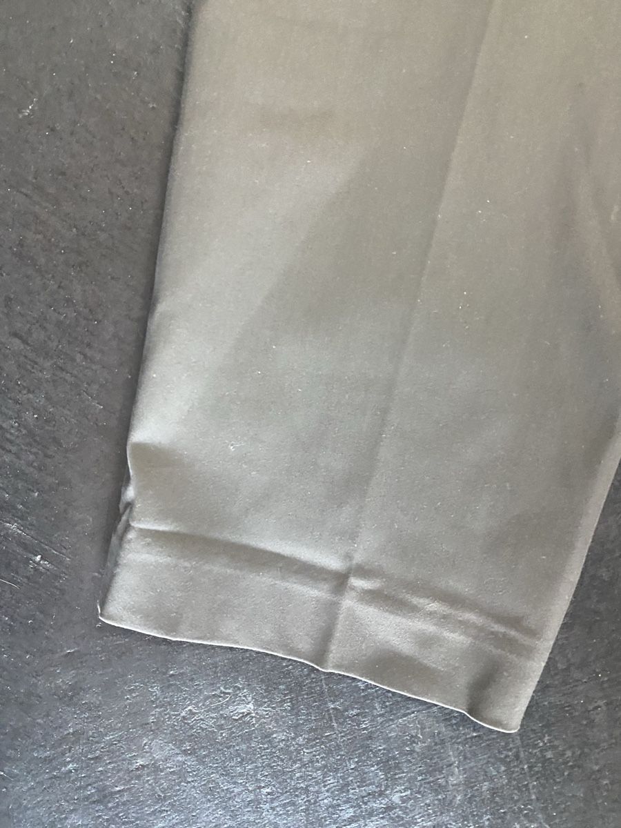 Uniqlo Hosen: Uniqlo Hose, Grösse 29, Grau. – Gebraucht aus Chur von simhofstr 4