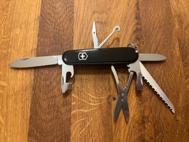 Victorinox Huntsman