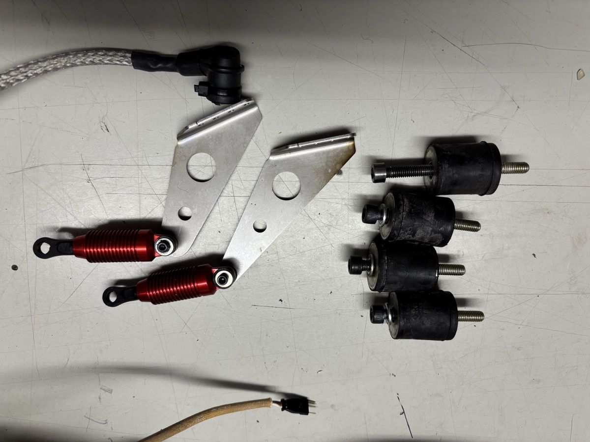 Modellismo RC: KDR 80 Benzinmotor  – Usato da Balsthal venduto da Benu3 4