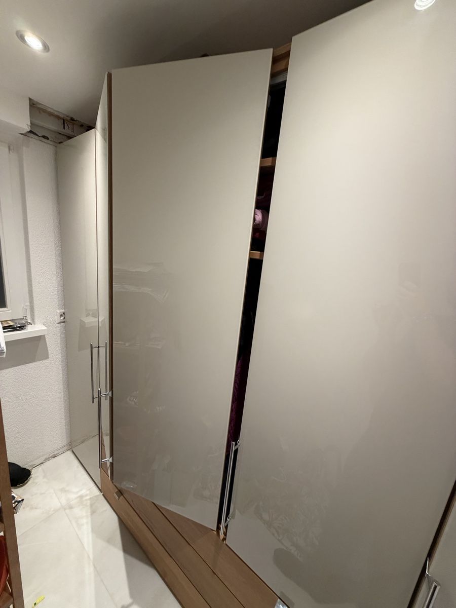 Knoll Armadi: Kleiderschrank Dieter Knoll – Usato da Oensingen venduto da Liki1990 2