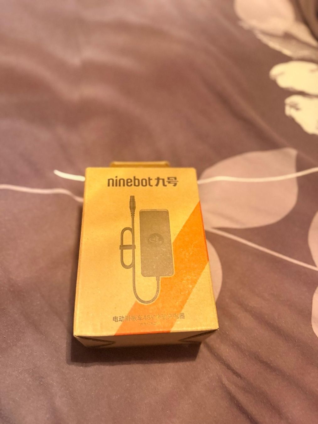 Chargeurs batteries: Ninebot Ladegeraet neu – Neuf (Voir description) à Wil SG par Peachy