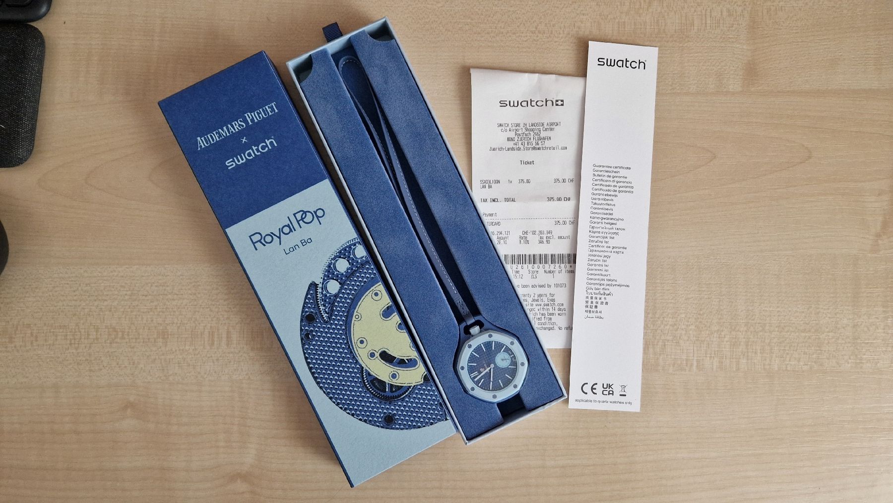 Swatch Montres: Swatch Royal Pop - Lan Ba – Neuf avec emballage d'origine à Obfelden par Bea26
