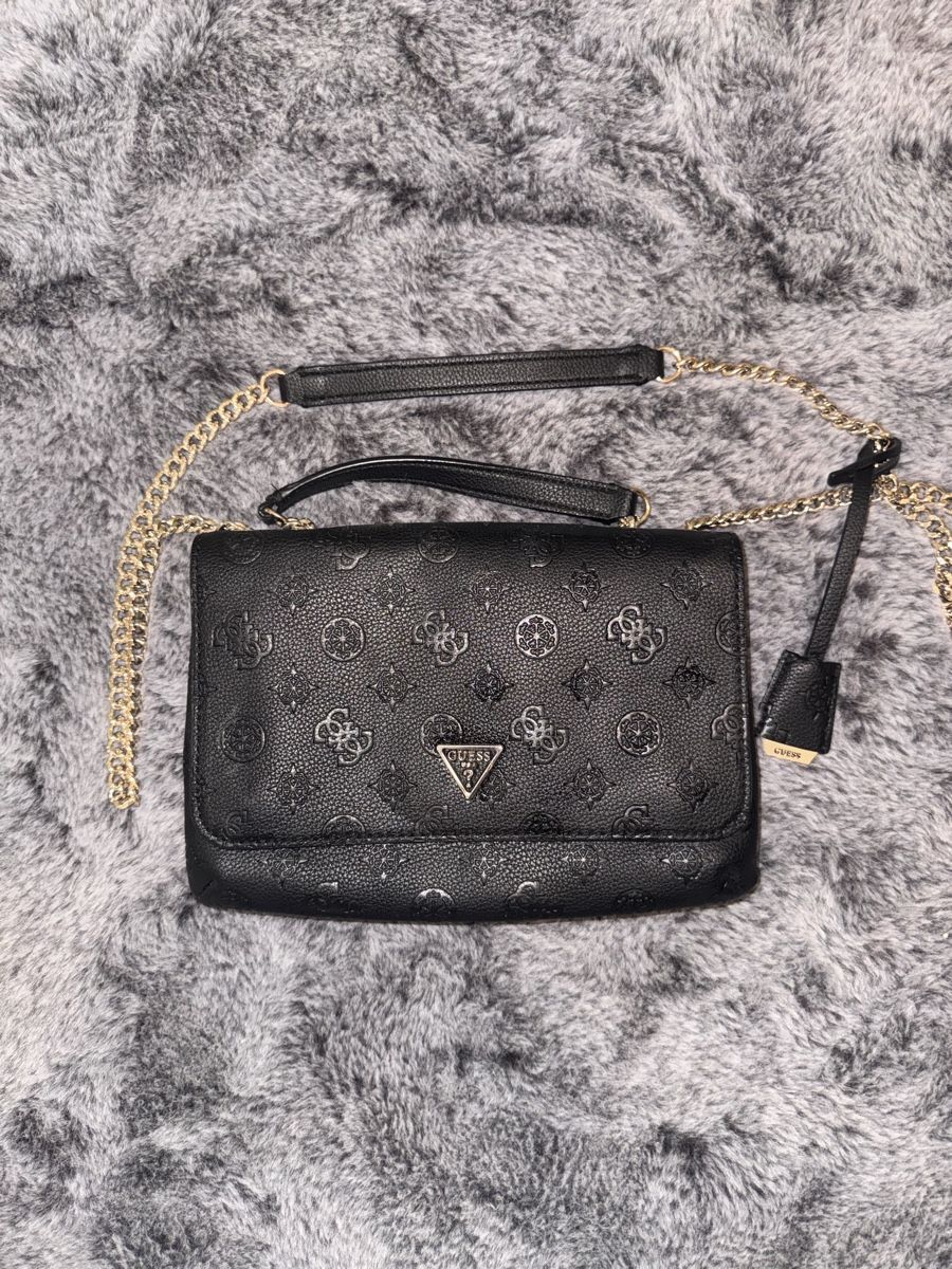 Guess Taschen für Damen: Guess Tasche – Gebraucht aus Netstal von Djukaxgajic01 1