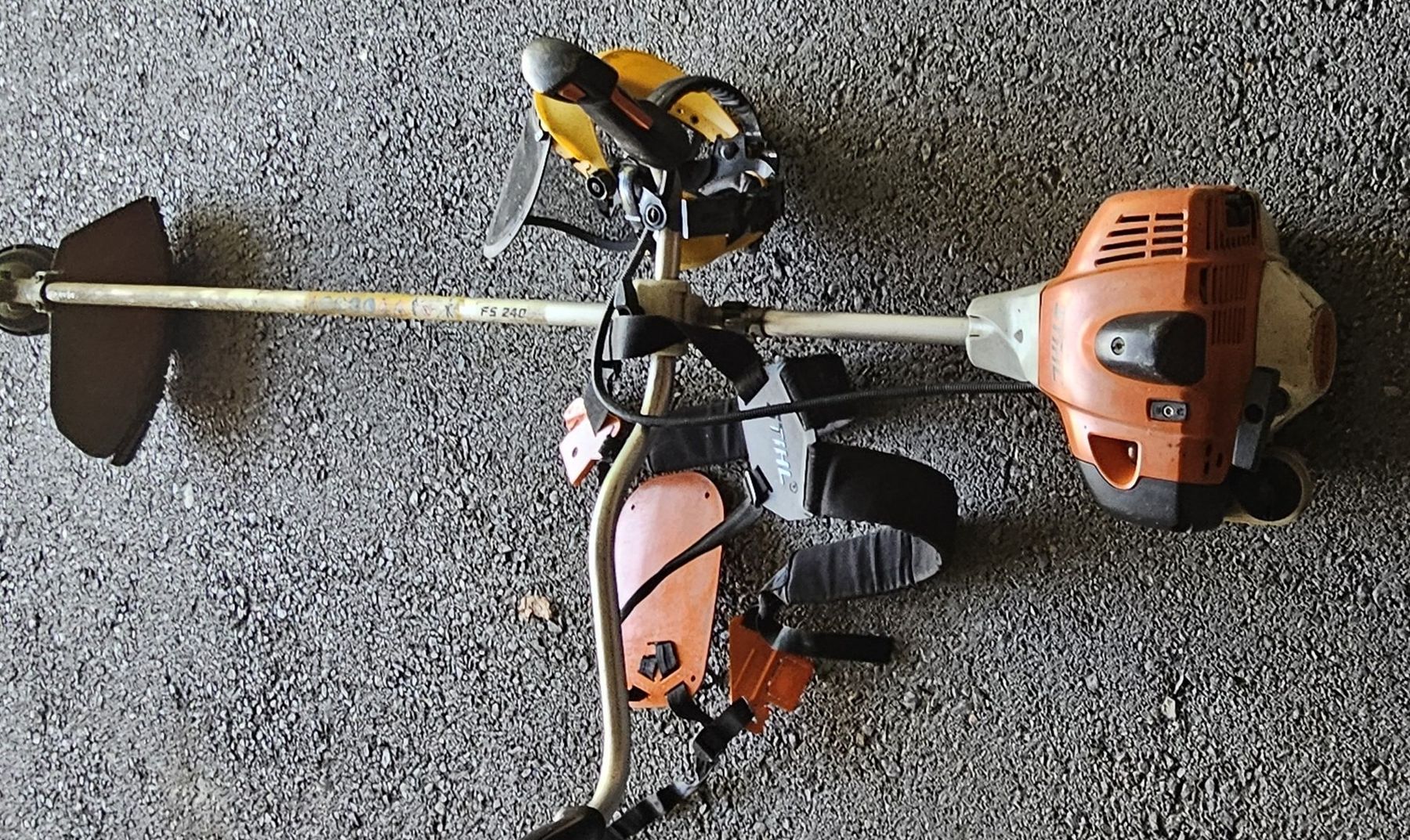 Débroussailleuse Stihl FS 240 (Gebraucht) in Sion für CHF 400 – nur ...