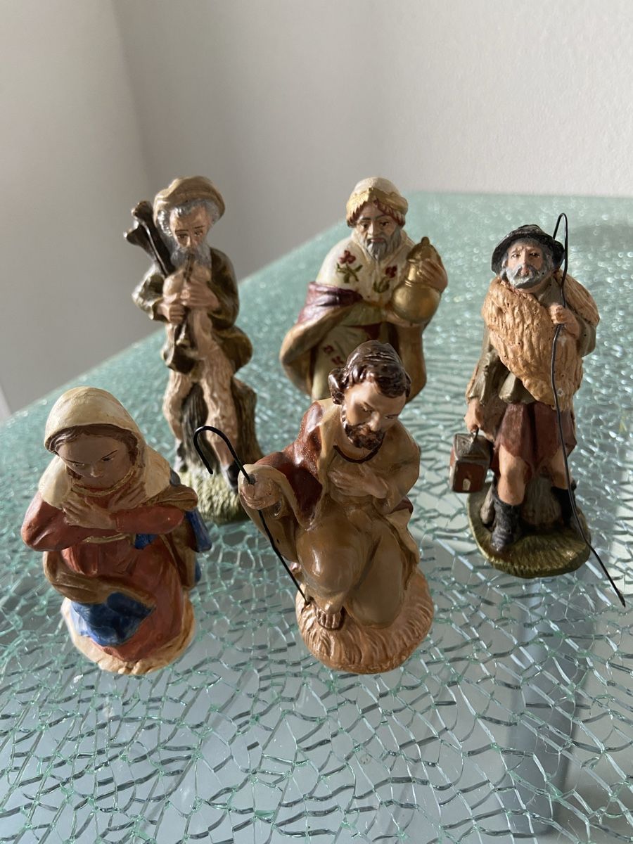 Figuren: 5 schöne Krippenfiguren handbemalt – Gebraucht aus Oftringen von andrax