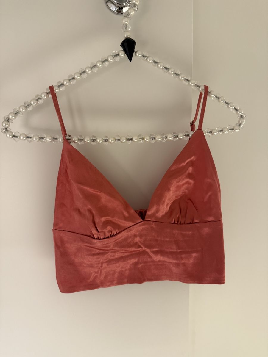 Zara Top: Zara Top Satin Optik – Nuovo (secondo la descrizione) da Vaduz venduto da GiuliaSu