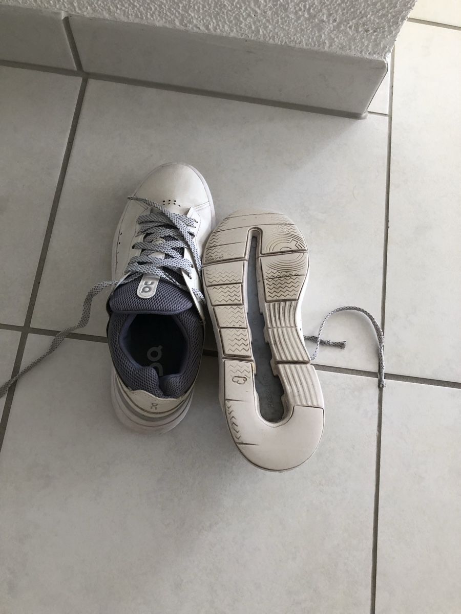 Scarpe da uomo: On Roger Advantage unisex Sneaker Grösse 38.5. – Usato da Dübendorf venduto da mar_s66c 3